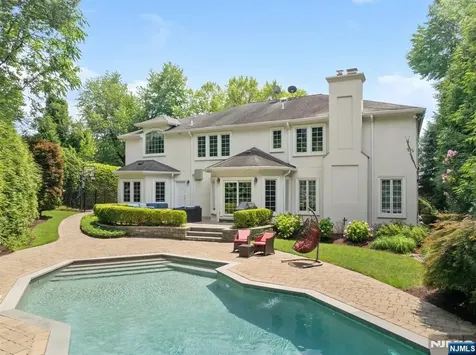 8 Church Court Closter NJ 07624