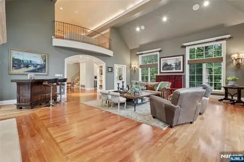 11 Woodfield Lane Saddle River NJ 07458