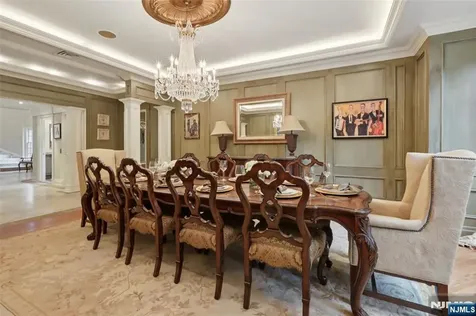 11 Woodfield Lane Saddle River NJ 07458