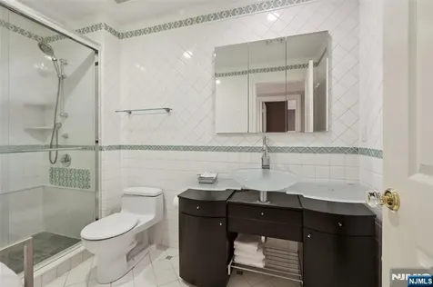 11 Woodfield Lane Saddle River NJ 07458
