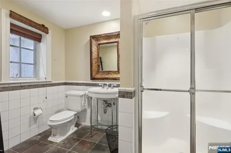 11 Woodfield Lane Saddle River NJ 07458