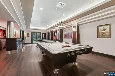 11 Woodfield Lane Saddle River NJ 07458