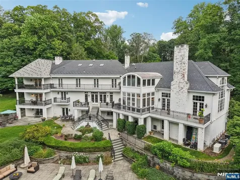 11 Woodfield Lane Saddle River NJ 07458