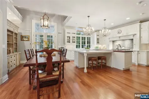 11 Woodfield Lane Saddle River NJ 07458