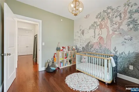 42 Roosevelt Drive Wood Ridge NJ 07075