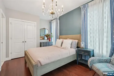 42 Roosevelt Drive Wood Ridge NJ 07075