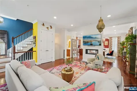 42 Roosevelt Drive Wood Ridge NJ 07075