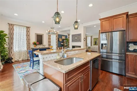 42 Roosevelt Drive Wood Ridge NJ 07075