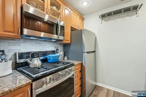 127 Surrey Court Ramsey NJ 07446