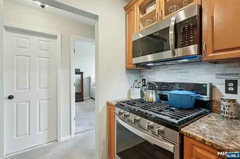 127 Surrey Court Ramsey NJ 07446