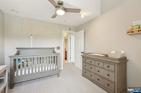 127 Surrey Court Ramsey NJ 07446