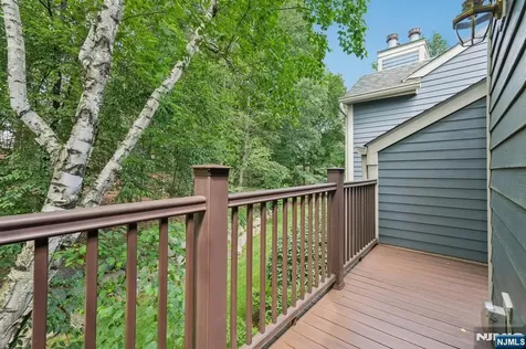 127 Surrey Court Ramsey NJ 07446