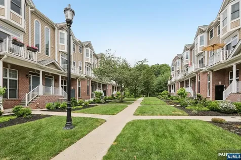 313 Midland Court West New York NJ 07093