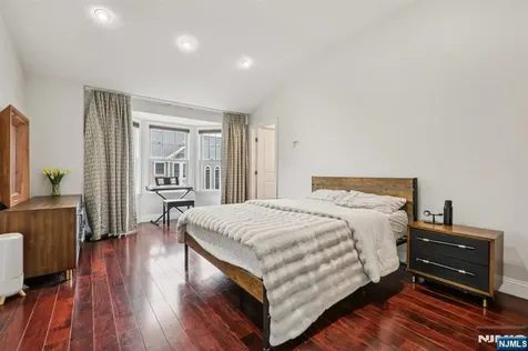 313 Midland Court West New York NJ 07093