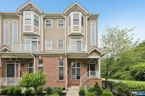 313 Midland Court West New York NJ 07093