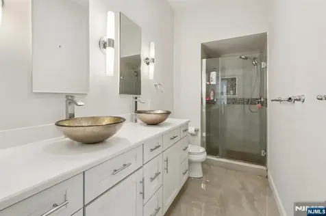 313 Midland Court West New York NJ 07093