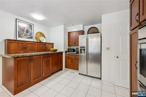 398 S Central Avenue Ramsey NJ 07446
