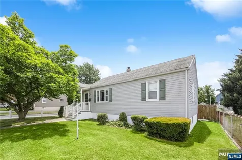 84 Chestnut Street Lodi NJ 07644