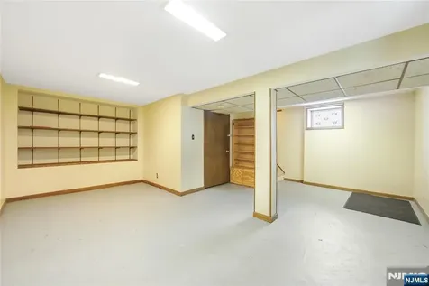 84 Chestnut Street Lodi NJ 07644