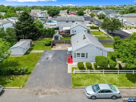 84 Chestnut Street Lodi NJ 07644
