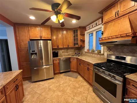 101 Ellington Street East Orange NJ 07017