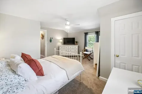 284 Eastside Avenue Ridgewood NJ 07450