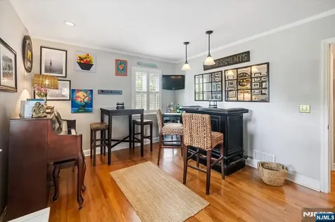 284 Eastside Avenue Ridgewood NJ 07450