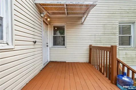 73 N 6th Street Paterson NJ 07522