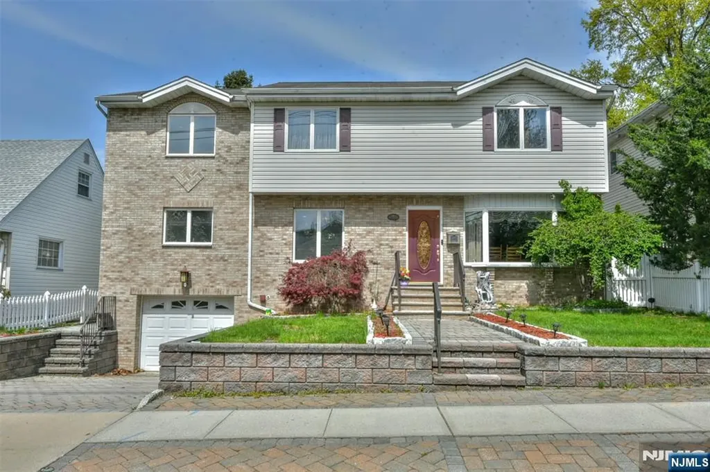 181 Wood Ridge Avenue Wood Ridge NJ 07075