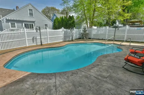 181 Wood Ridge Avenue Wood Ridge NJ 07075
