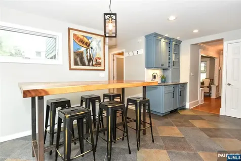 110 Mallinson Street Allendale NJ 07401