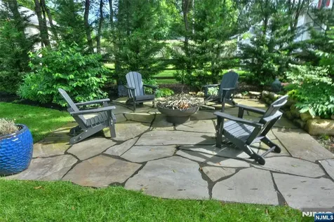 110 Mallinson Street Allendale NJ 07401