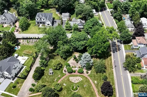 110 Mallinson Street Allendale NJ 07401