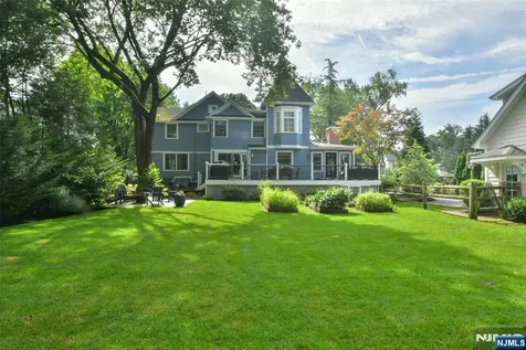 110 Mallinson Street Allendale NJ 07401