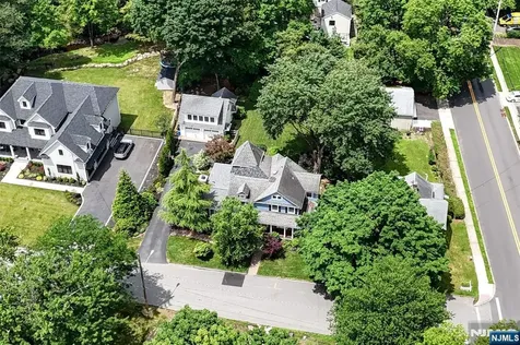 110 Mallinson Street Allendale NJ 07401