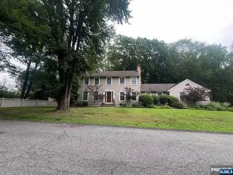 410 Mark Lane River Vale NJ 07675