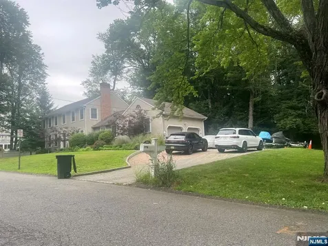 410 Mark Lane River Vale NJ 07675