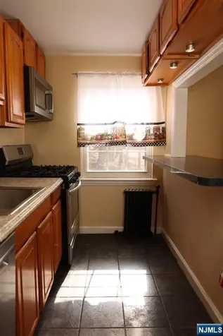 191 Knickerbocker Road Englewood NJ 07631