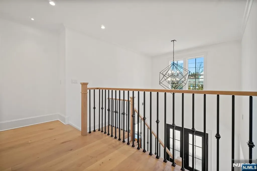 978 Closter Dock Road Alpine NJ 07620