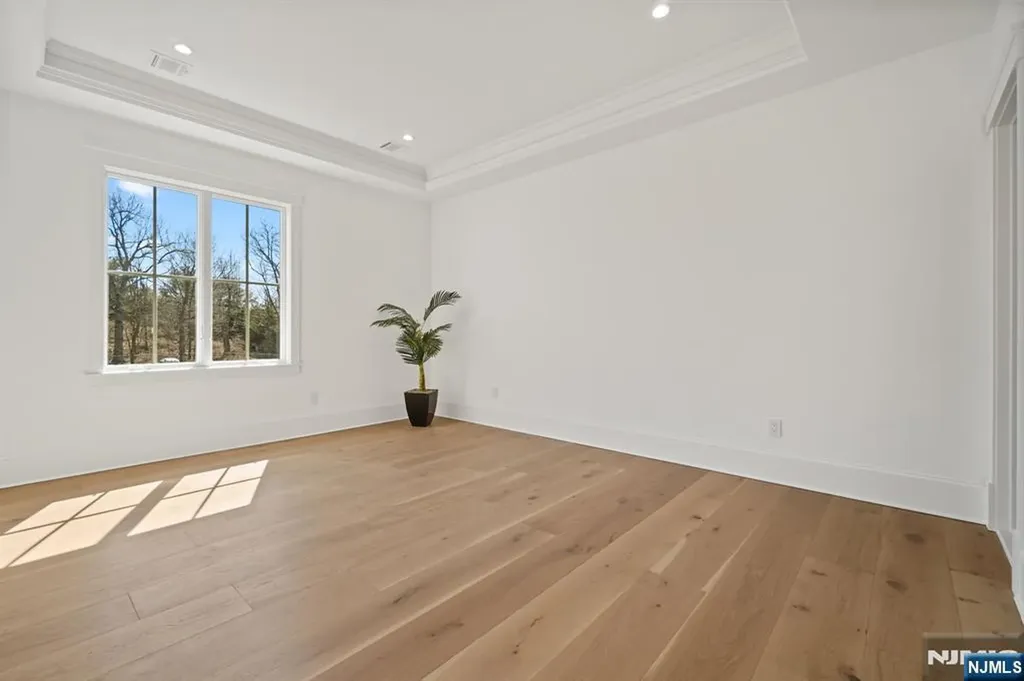 978 Closter Dock Road Alpine NJ 07620