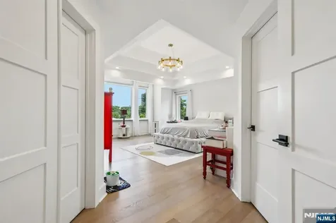 244 Virginia Avenue Fort Lee NJ 07024