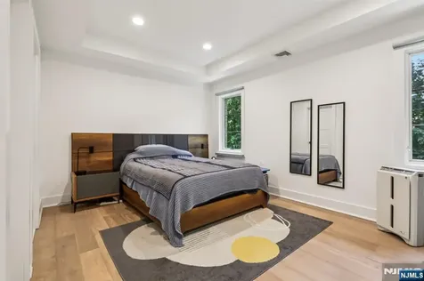 244 Virginia Avenue Fort Lee NJ 07024