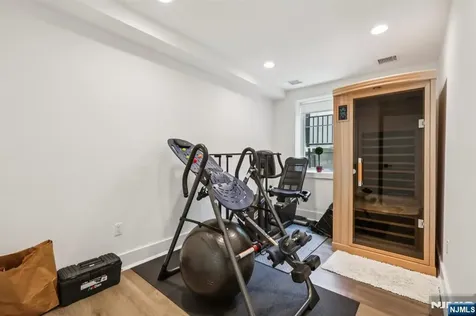 244 Virginia Avenue Fort Lee NJ 07024