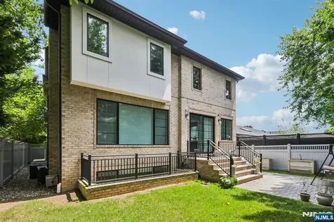 244 Virginia Avenue Fort Lee NJ 07024