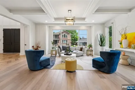 244 Virginia Avenue Fort Lee NJ 07024