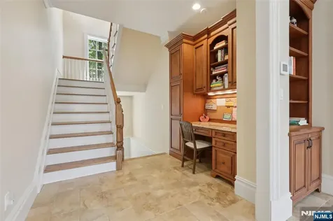 14 Upper Cross Road Saddle River NJ 07458