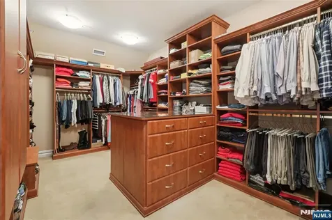 14 Upper Cross Road Saddle River NJ 07458