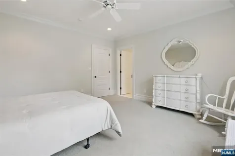 14 Upper Cross Road Saddle River NJ 07458