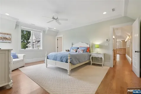 14 Upper Cross Road Saddle River NJ 07458