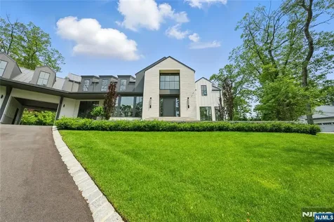 63 Ridge Road Tenafly NJ 07670